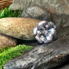 Load image into Gallery viewer, Sterling silver, flower statement ring. UK size P