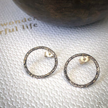 Load image into Gallery viewer, Solid sterling silver and gold circle stud earrings