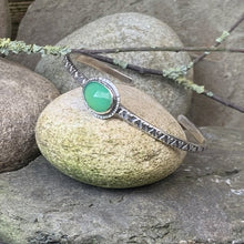 Load image into Gallery viewer, Sterling silver and Chrysoprase stacking bangle