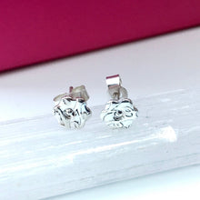 Load image into Gallery viewer, Sterling silver flower studs