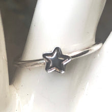 Load image into Gallery viewer, Design stacking rings, Leaf, Heart, Star, Paw, Sun, Yin yang, Diamond