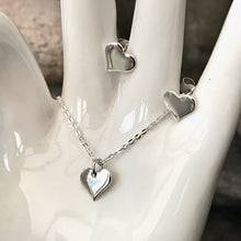 Load image into Gallery viewer, Dainty Silver heart necklace