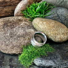 Load image into Gallery viewer, Unisex, sterling silver, heavy, triple, spinner ring. UK size V