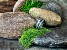 Load image into Gallery viewer, Sterling silver, spinner ring. UK size P