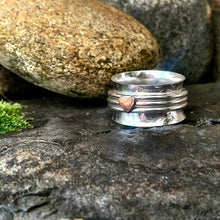 Load image into Gallery viewer, Sterling silver, heart spinner ring. UK size N1/2