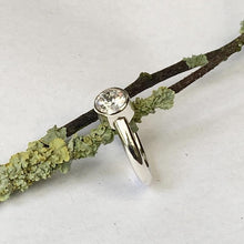 Load image into Gallery viewer, Sterling silver and sparkling zirconia ring - UK size L