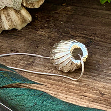 Load image into Gallery viewer, Silver 'Pod' necklace