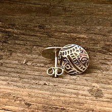 Load image into Gallery viewer, Sterling silver studs