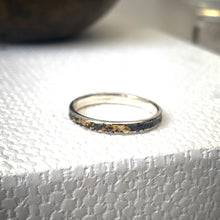 Load image into Gallery viewer, Solid sterling silver and gold ring. Size Q