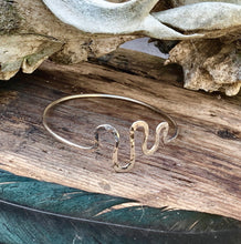 Load image into Gallery viewer, Sterling silver wave bangle. M/L