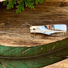 Load image into Gallery viewer, Hammered texture silver necklace