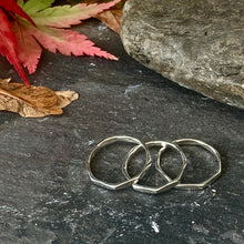 Load image into Gallery viewer, Silver faceted, geometric, hammered ring