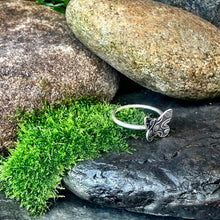 Load image into Gallery viewer, Sterling silver butterfly ring. Made to order.