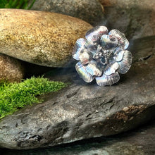 Load image into Gallery viewer, Sterling silver, flower statement ring. UK size P