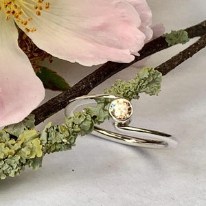 Sterling silver and champagne zirconia ring - UK size O