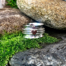Load image into Gallery viewer, Sterling silver, heart spinner ring. UK size N1/2
