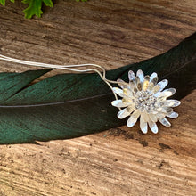 Load image into Gallery viewer, Daisy necklace. Sterling silver.
