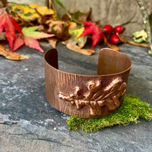 Load image into Gallery viewer, Copper oak leaf cuff bracelet. One of a kind
