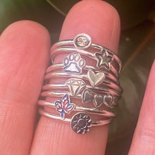 Load image into Gallery viewer, Design stacking rings, Leaf, Heart, Star, Paw, Sun, Yin yang, Diamond
