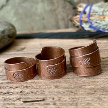 Load image into Gallery viewer, Solid copper, adjustable, wide band wrap rings. Made to order
