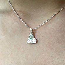 Load image into Gallery viewer, Sterling silver heart necklace
