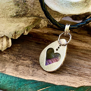 Sterling silver and Labradorite pendant necklace.